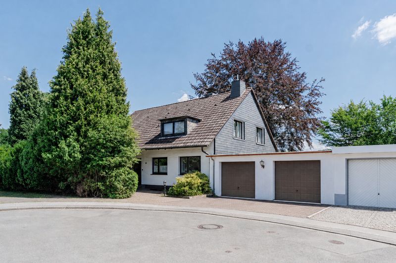 Ein guter Grund für die ganze Familie – freistehende Liegenschaft im Grünen von Essen-Burgaltendorf!